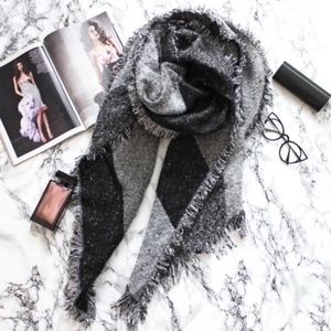 "Living My Coziest Life" (CLOSING CLOSET SALE)